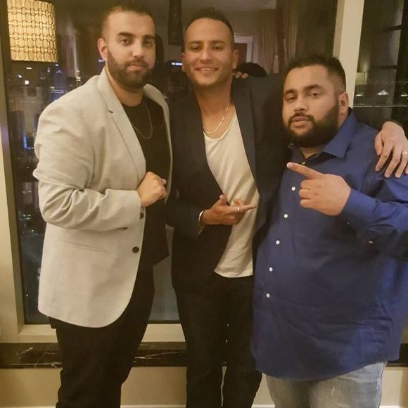 Meet your Posher, Love - Picture 1 of 1